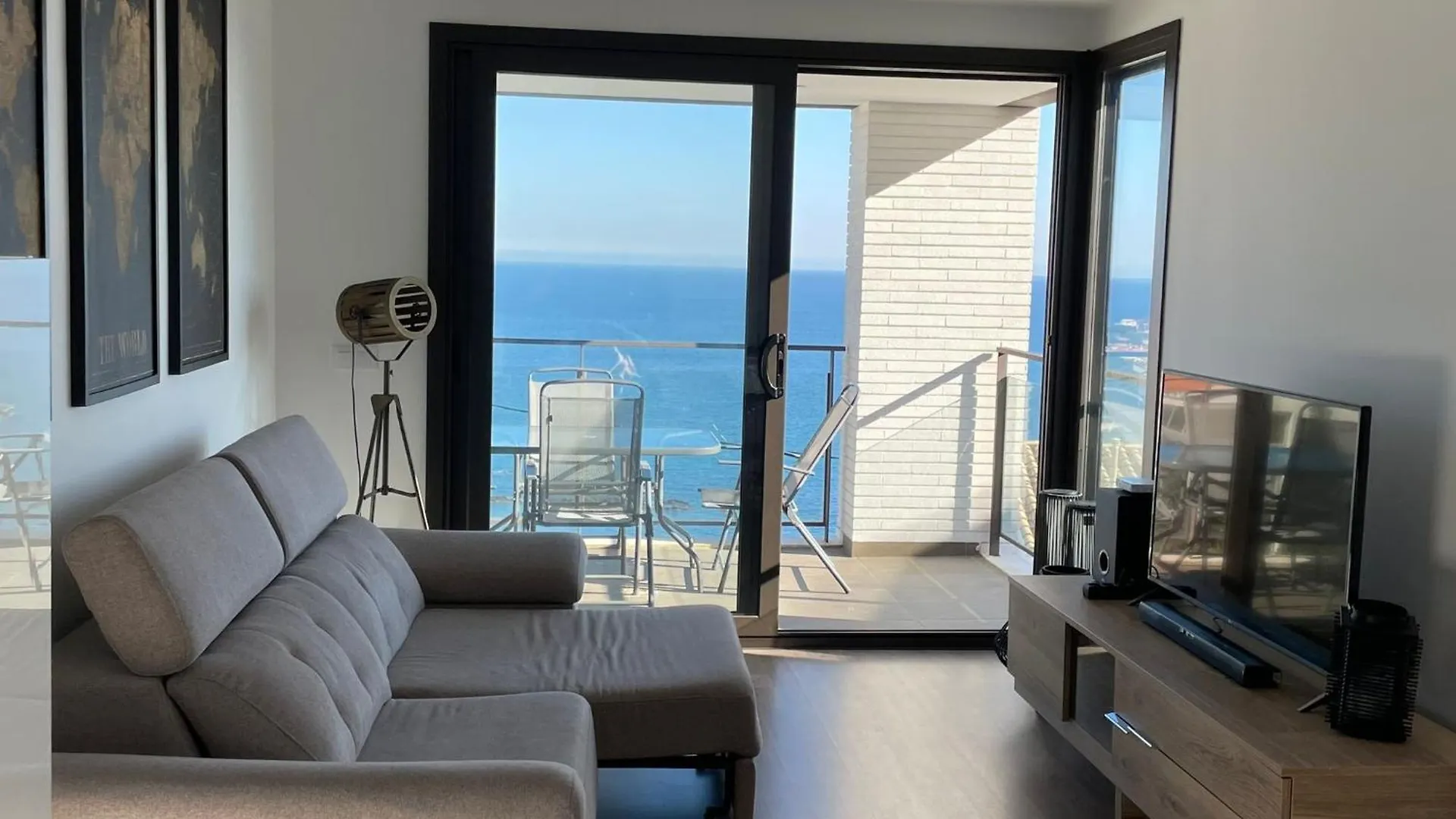 Apartment Sea View Llança